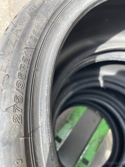275/35/21 Bridgestone - 2