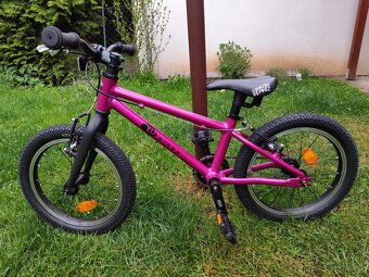 Prodám lehké dětské kolo Kubikes 16L, barva růžová - 2