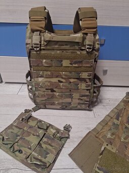 airsoft nosič plátu EmersonGear 420 multicam s upgrady - 2