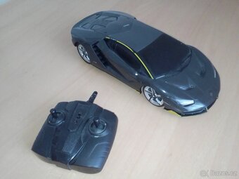 Lamborghini Centenario 1:18 RC - nový - 2