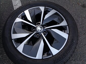 škoda karoq r18 nová alu kola 5x112 černá - 2