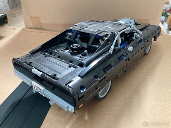 LEGO® Technic 42111 Domův Dodge Charger - 2