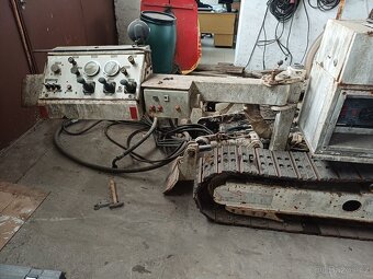 Pasovy podvozek vrtne z soupravy - 2