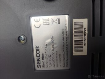 Kuchyňský robot Sencor celokovový - 2