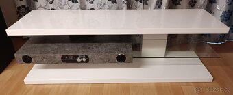 TV stolek bílý lesklý - 2