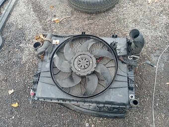 MERCEDES ML W164 PŘEDNÍ ČELO, VÝZTUHY, SAHARA S CHLADIČI - 2