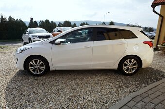 HYUNDAI I30 CW 1,6 GDI 99KW 2015 142000 KM - 2