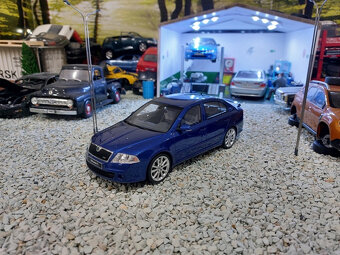model auta Škoda Octavia RS TFSi 2006 Otto mobile 1:18 - 2