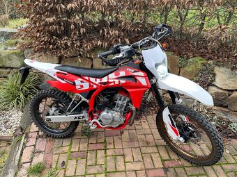 SWM RS-125R enduro - 2