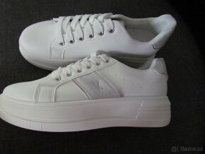 Bílé boty- sneakersy sportovní-nové - 2