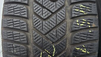 Zimní pneu 255/45/19 Pirelli - 2