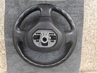 Prodám kožený volant Peugeot (č.103) - 2