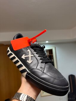 Off-White Low Vulcanized Sneakers - 2