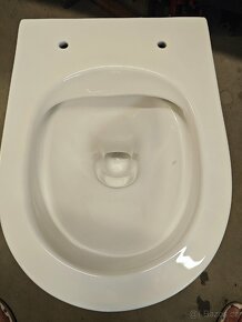 Zánovní záchod Olsen spa závěsné WC ARCO rimless - 2