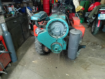 motor Slavia - 2