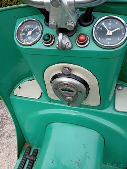 Skutr 501 hodinař - 2