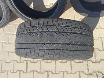 Zimní pneumatiky 245/40 r19 - 2