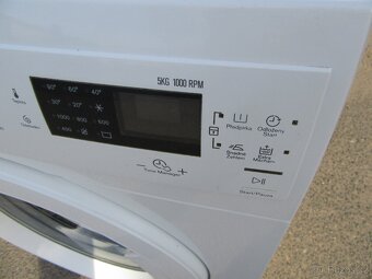 Nabízím pračku Elektrolux. přední plnění na 5 kg prádla. Pl - 2