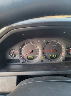 XC90 2.4 D5 AWD DIESEL - 2