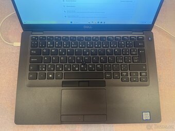 Dell Latitude 5400 dotykový - 2