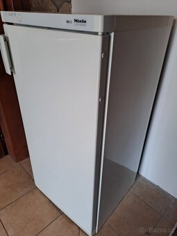 Mrazák MIELE,5 šuplíku,plně funkční, - 2