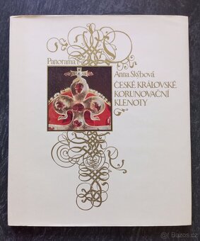 Knihy s fotografiemi Prahy a České koruny - 2