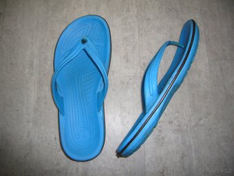ŽABKY CROCS VEL. 41-42 - 2