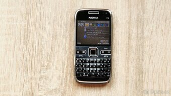 Nokia E72 - 2