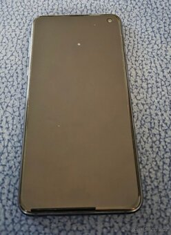 Prodám mobil Samsung Galaxy S10e - 2
