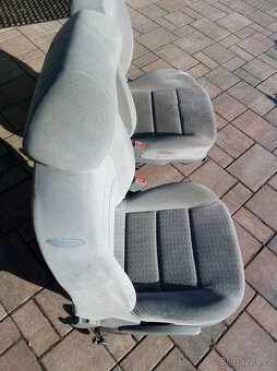 přední sedačky VW Golf 4 - 2