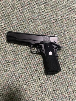 Prodej airsoft věcí - 2