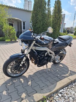 Triumph speed triple 955i 88kw - 2