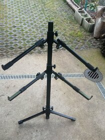 Klávesový stojan - 2