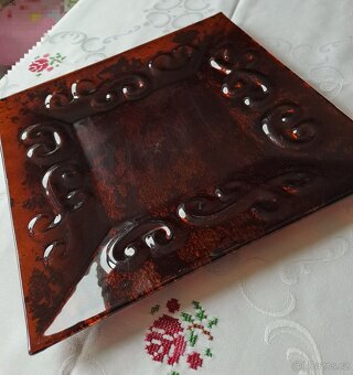 servírovací tác - 2