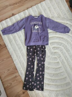 Legíny a mikina s C&A 134 - 2