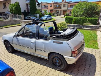 Peugeot 205 - 2
