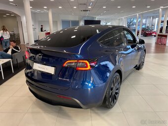 Tesla Y Taxi Brno Bolt Liftago - 2