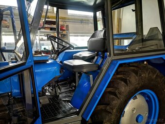 Gumová rohož Zetor 5511, 5611, 5711, 5745, 6711, 6745 ,6911. - 2