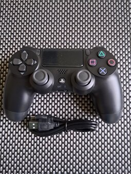 Nové ovládače na ps4. - 2