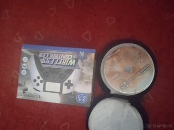 Ovladač na ps4 - 2