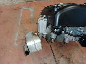 Motor zahradní traktor - 2