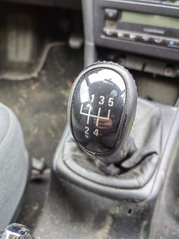 Řadící páka Škoda Octavia 1 Kožená - 2