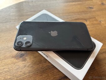Apple iPhone 11 64GB - 2