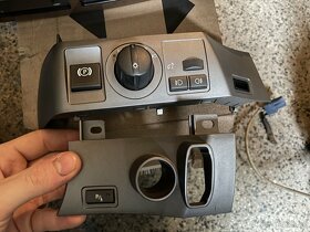BMW E65 díly interier - 2