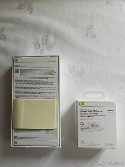 Prodám Apple iPhone 16e 128GB - Nový nerozbalený Bílý - 2
