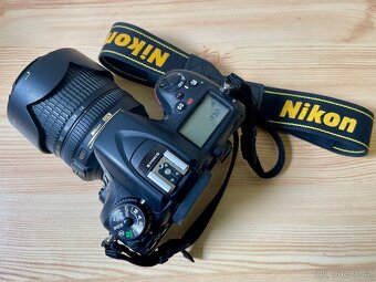Nikon D7100 + Nikon 18-105 - 2