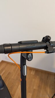Segway Ninebot F2 PRO E odpružená elektrokoloběžka, 32 km/h - 2