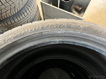 Prodám pneu 255/35/19 Dunlop 6mm DOT 10/22 - 2