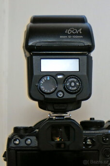 Prodám bezzrcadlovku OM-System OM-1 + objektiv Olympus 12–10 - 2