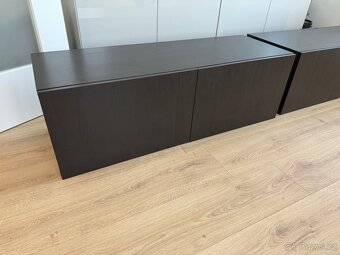 Tv stolek ikea besta - 2